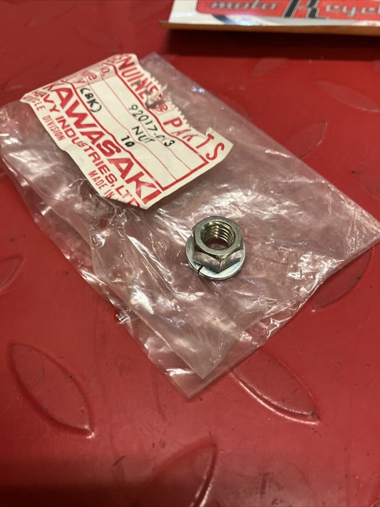 NOS KAWASAKI LOCK NUT 8MM 92017-013 K19