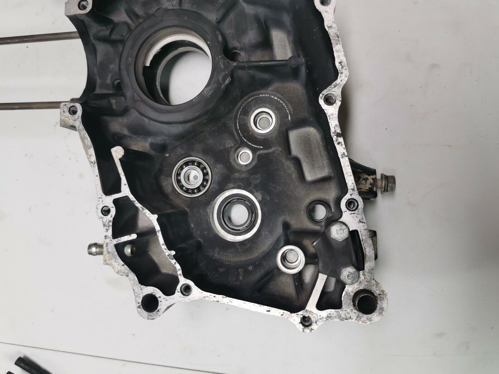 Honda XR100R 1986 crankcase left right 1983 1984 1985 1987 11100-KA9-681