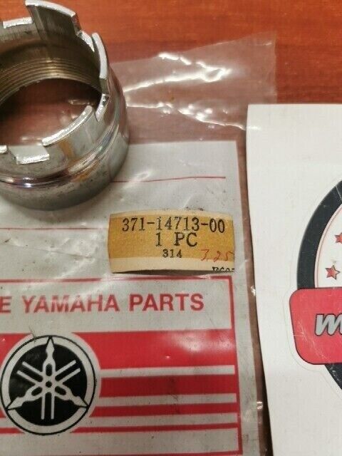 NOS Yamaha XS500 XS650 MUFFLER JOINT NUT 371-14713-00-00 Y153
