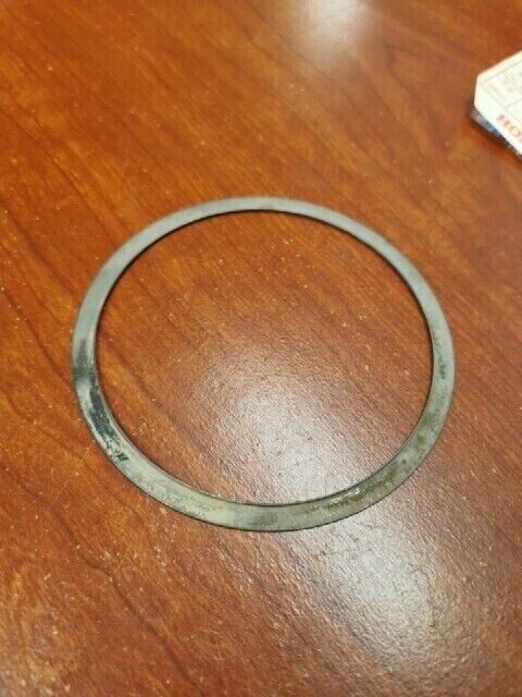 NOS Honda CB200 CB250 CB350 CB400 CB450 DISK SPRING SEAT 22125-333-000 H97