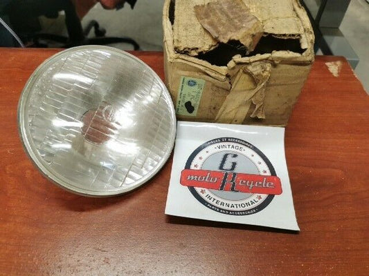 NOS Yamaha YAS1 YAS2 YAS3 RD125 RD200 HEADLIGHT LENS 237-84320-00-00 Y125