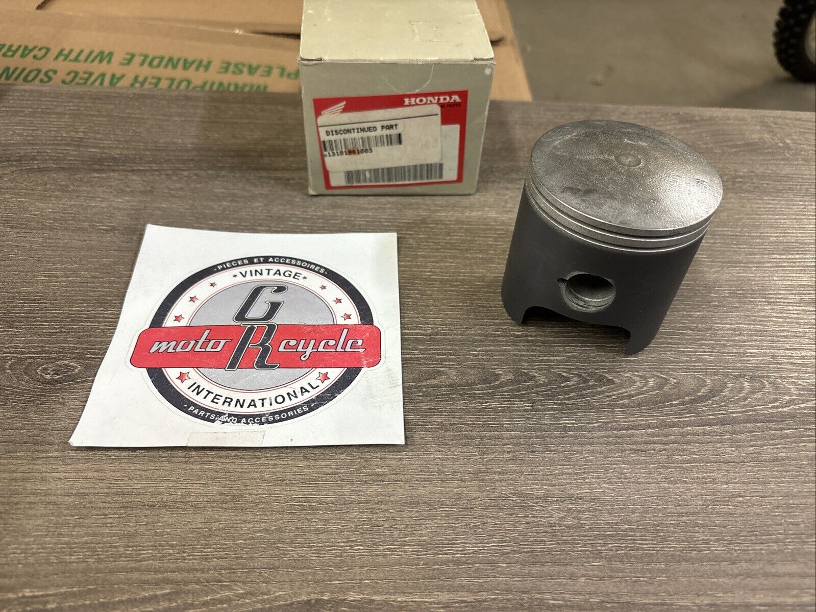 NOS Honda 1981 - 1983 ATC250R PISTON STD 13101-961-003 H136