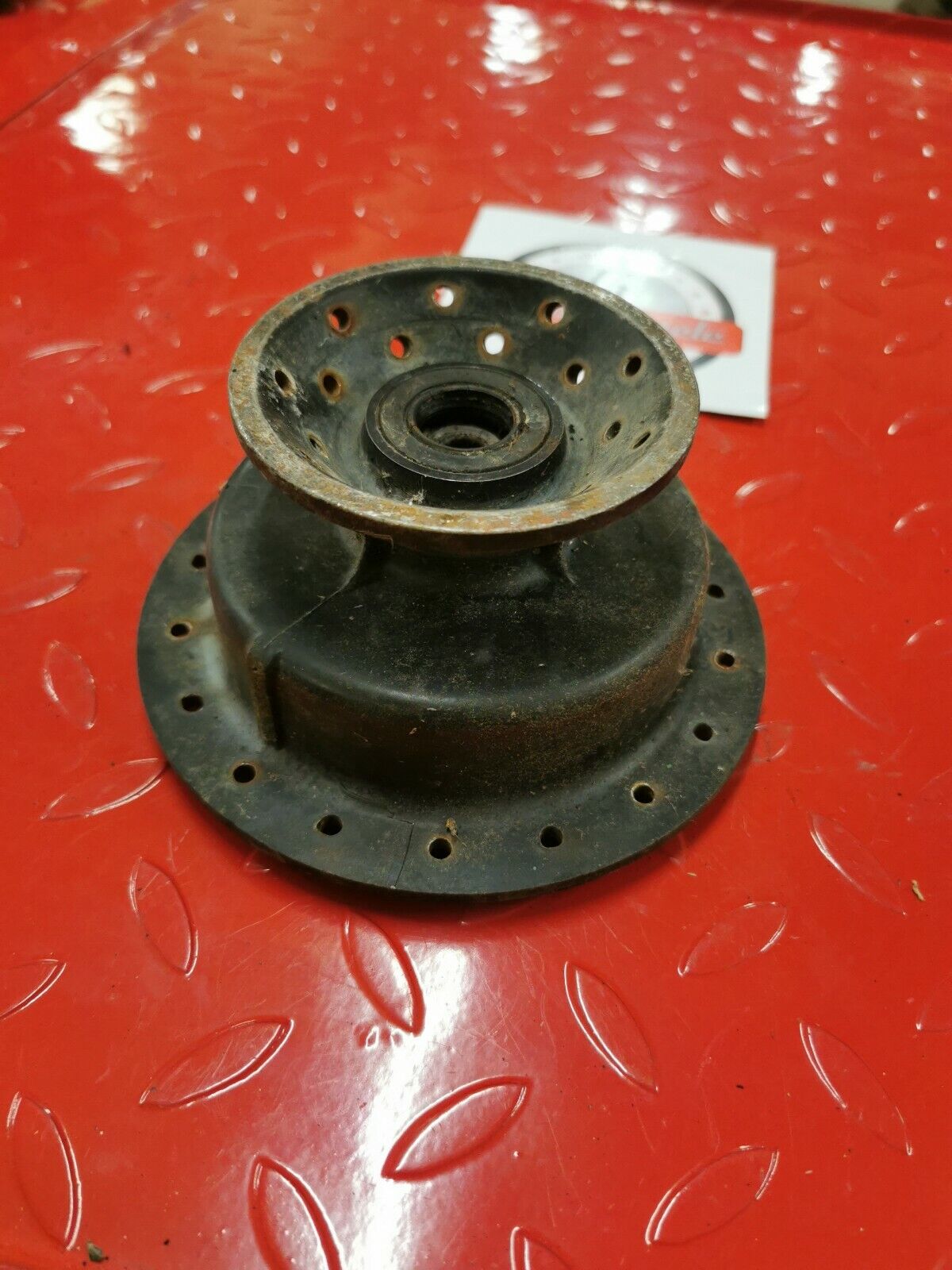 Kawasaki KX80 1979 front wheel hub 1980 1981