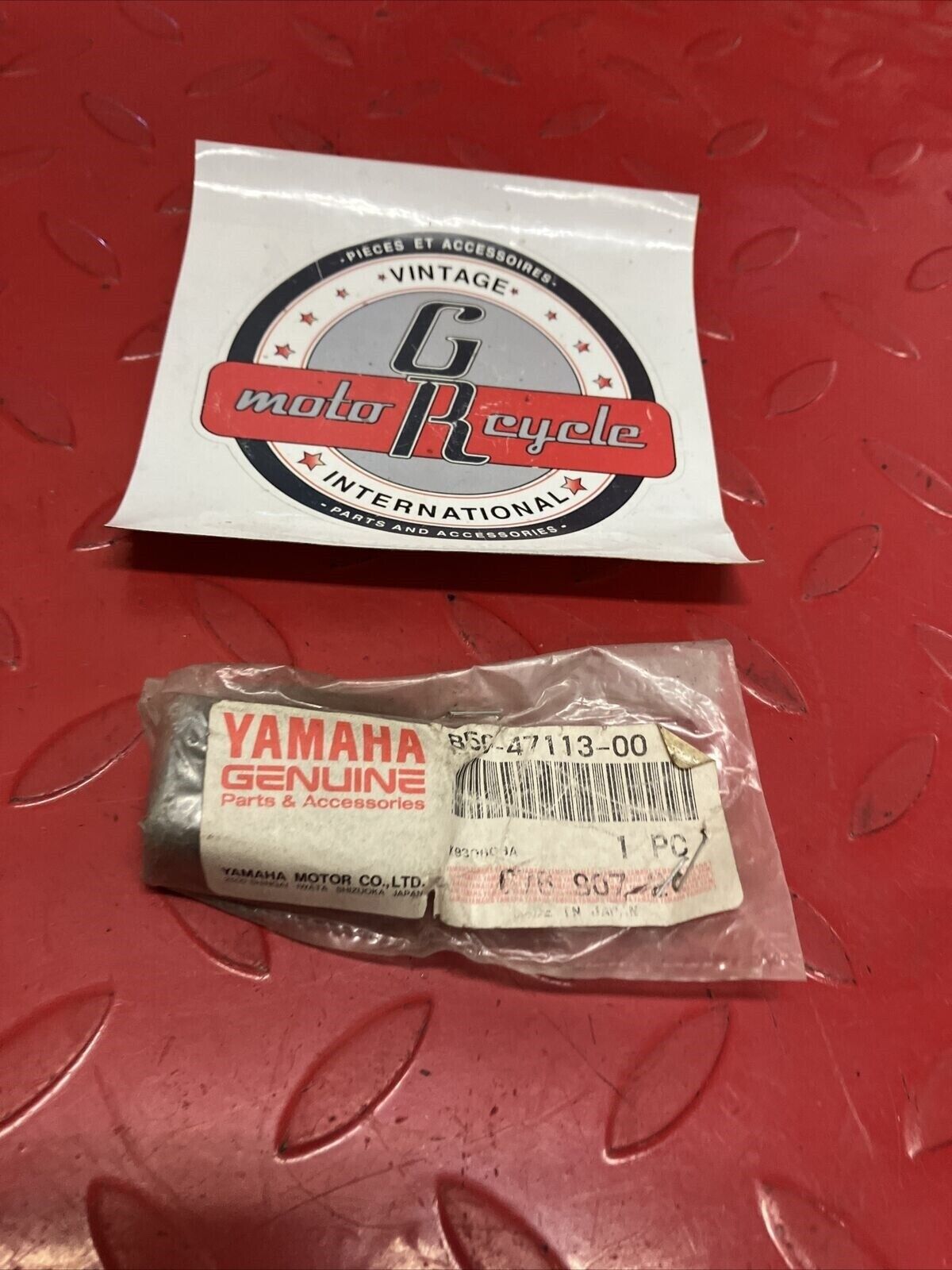 NOS YAMAHA REINFORCEMENT PLATE 85G-47113-00-00 SUB BY 89A-47113-00-00 Y61