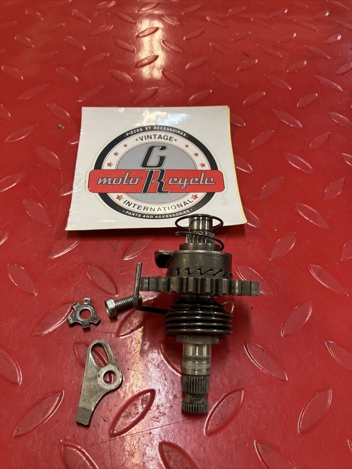 Honda CR80R 1990 kickstarter kick starter spindle shaft gear 28211-GC4-600