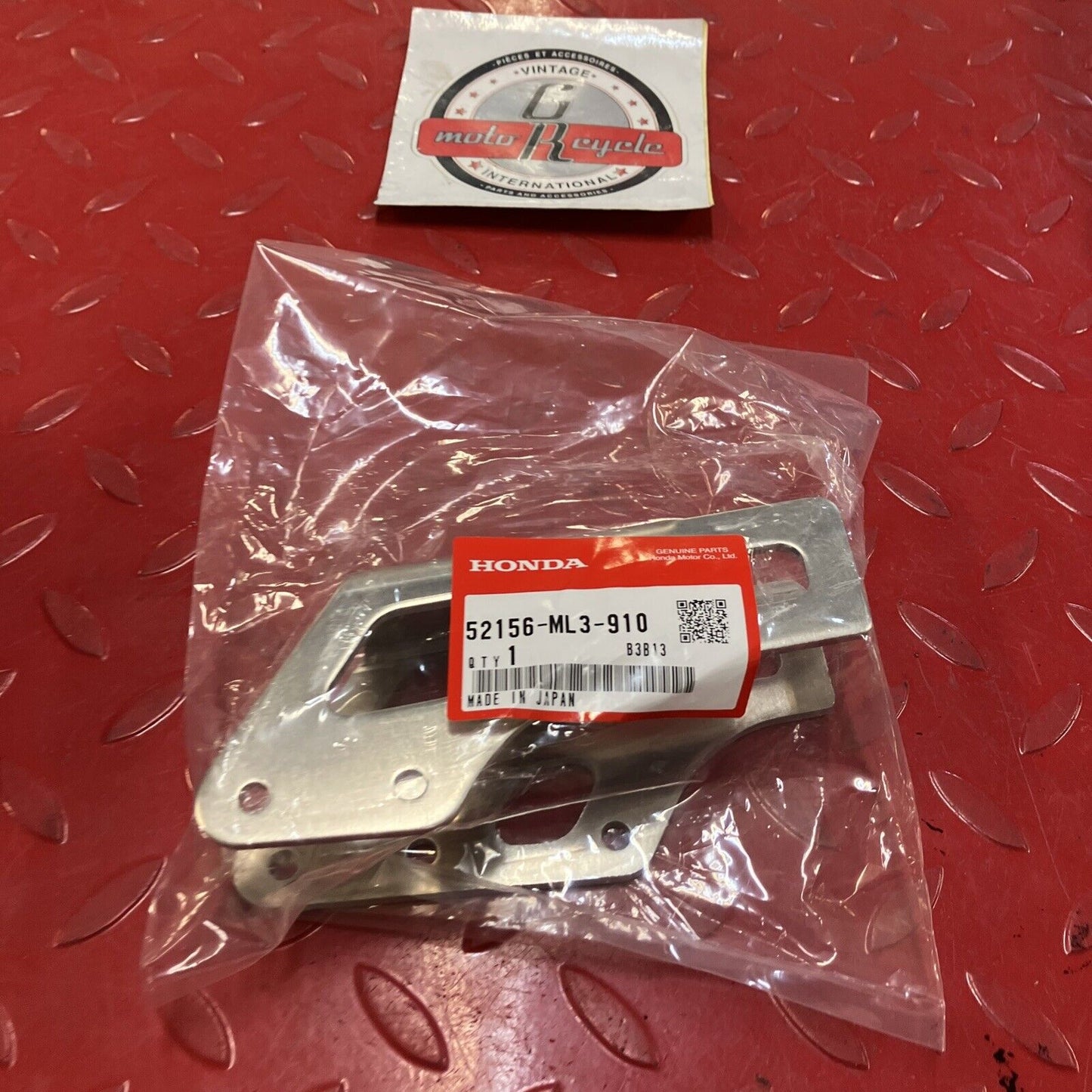 NEW Honda CR125R CR250R CR500R CRF250 CRF450 CHAIN GUIDE PLATE 52156-ML3-910 H99