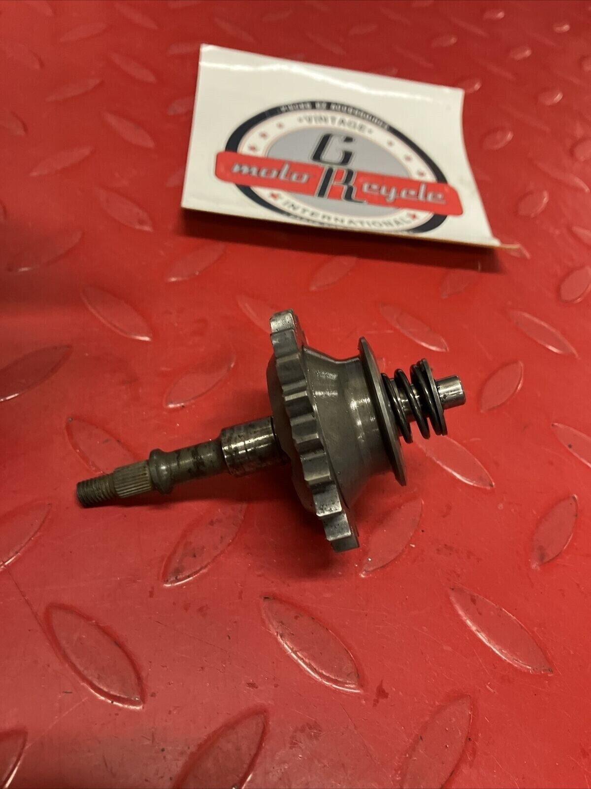 Honda CR250R 1984 waterpump water pump shaft gear 3