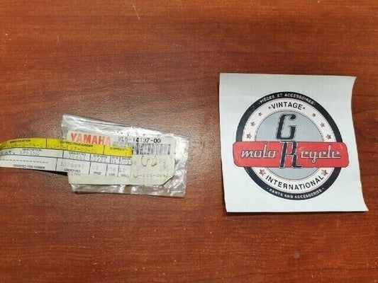 NOS Yamaha MA50 PW50 QT50 CLIP SPRING 3L5-14137-00-00 Y103