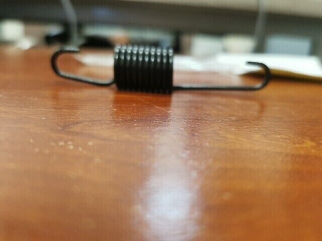 NOS Yamaha YW50 TENSION SPRING 90506-26801-00 Y102