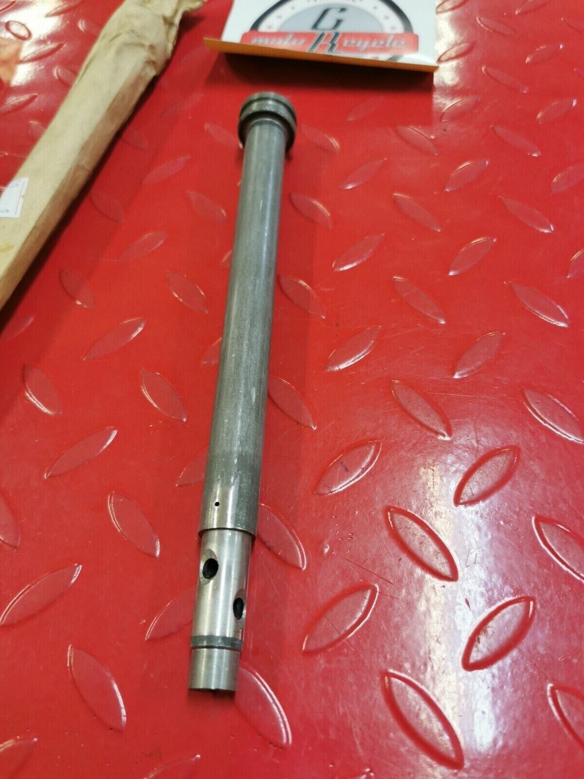 NOS Yamaha XJ750 CYLINDER FRTFRK 5G2-23170-00-00 Y25