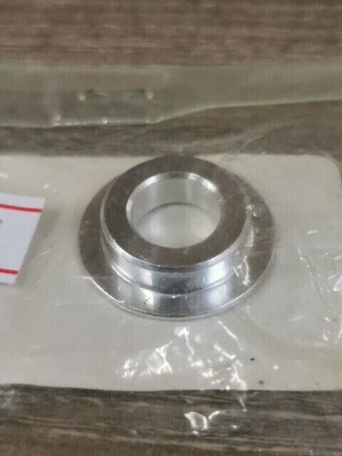 NOS Yamaha WR250F 2015 - 2019 YZ125 COLLAR DISTANCE 1C3-22253-L1-00  Y104