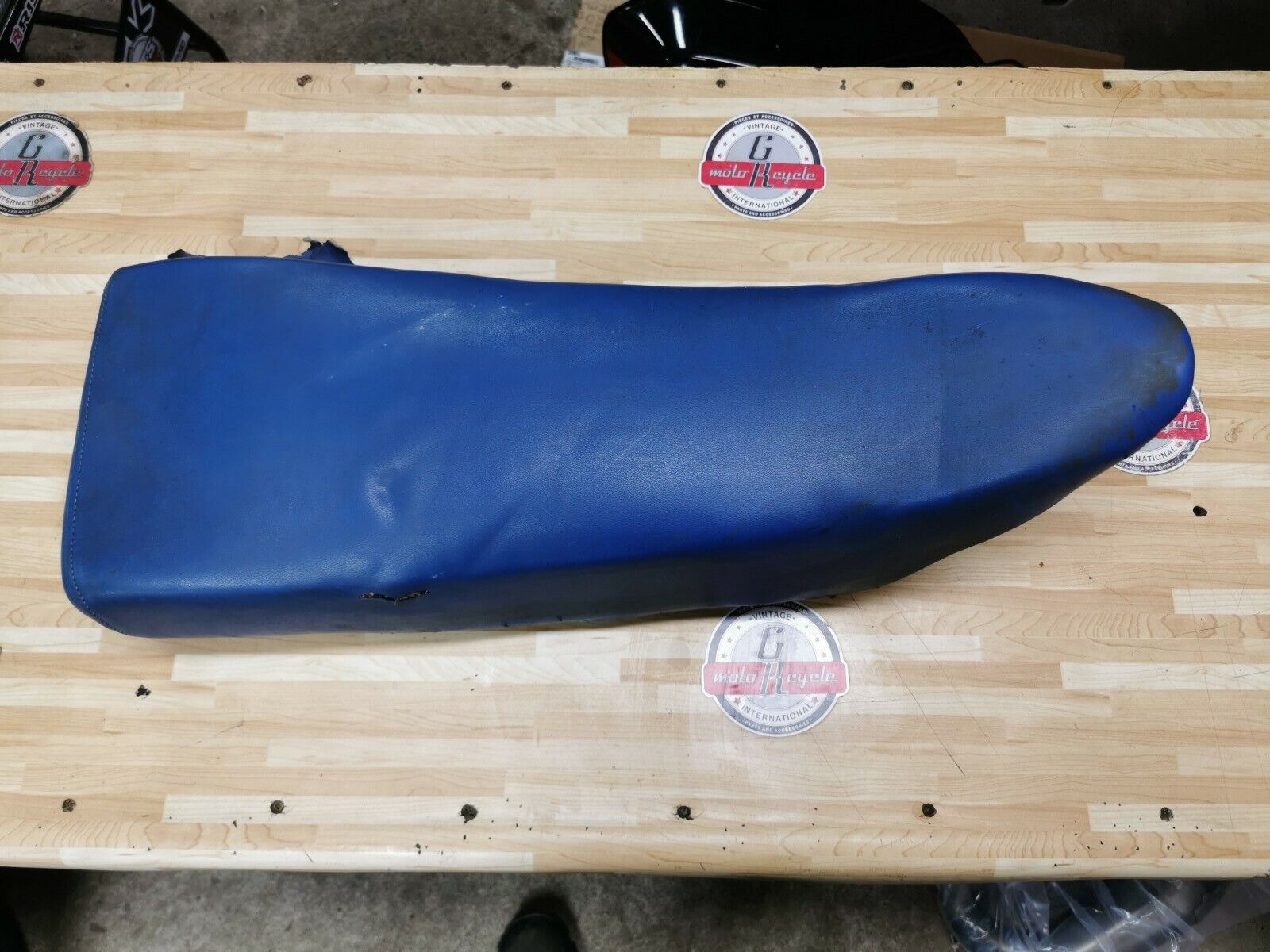 Kawasaki KDX200 1986 seat saddle pan foam base