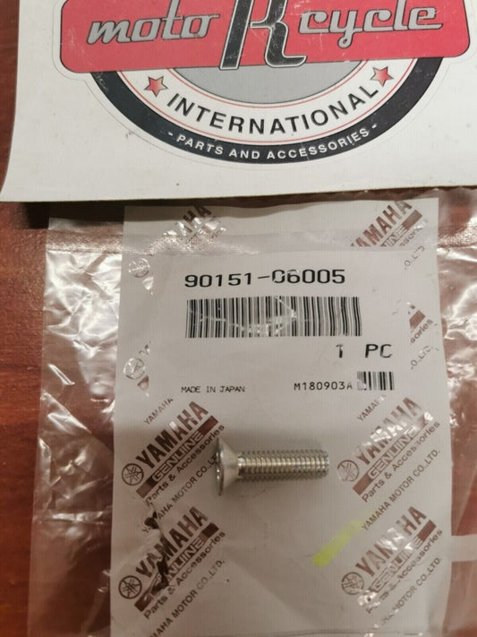 NOS Yamaha RC100 KT100 TZ250 XT250 YFM700 COUNTERSUNK SCREW 90151-06005-00 Y82