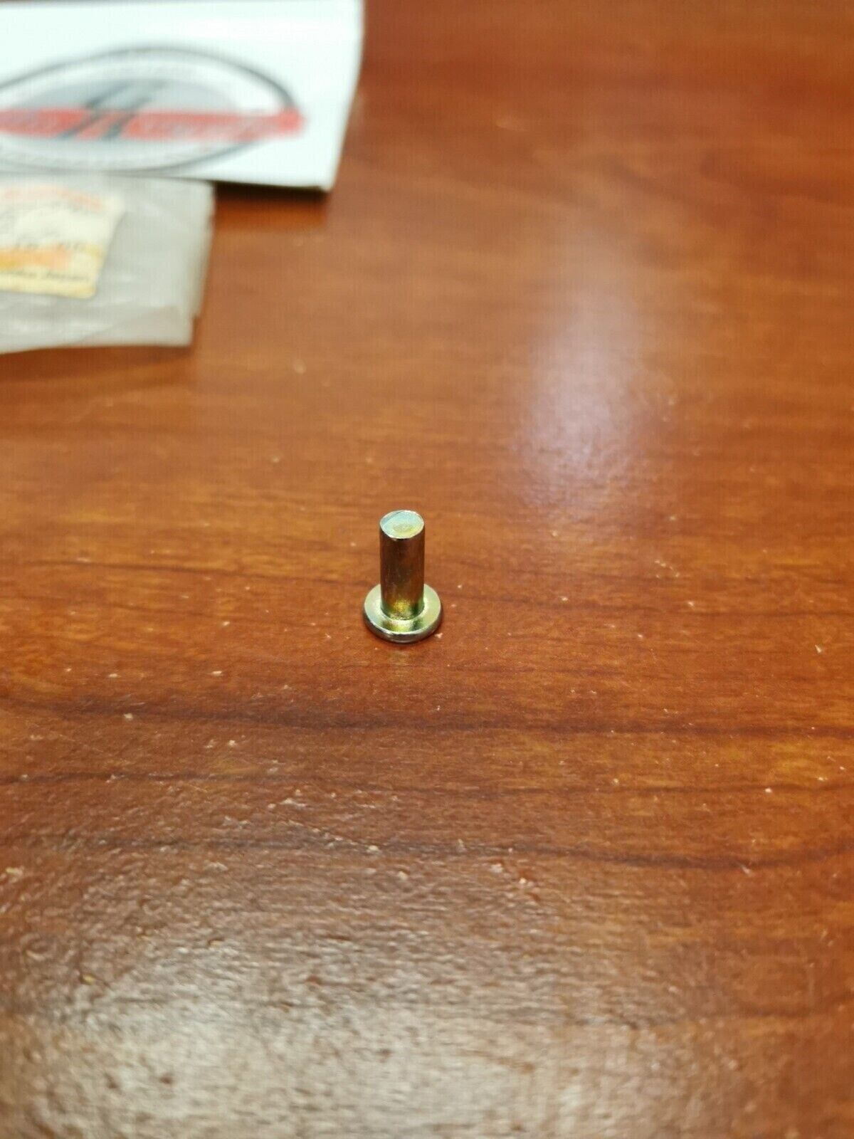 NOS Yamaha ET340 EC340 CF300 ET300 ET250 FLAT HEAD RIVET 90263-05023-00 Y99