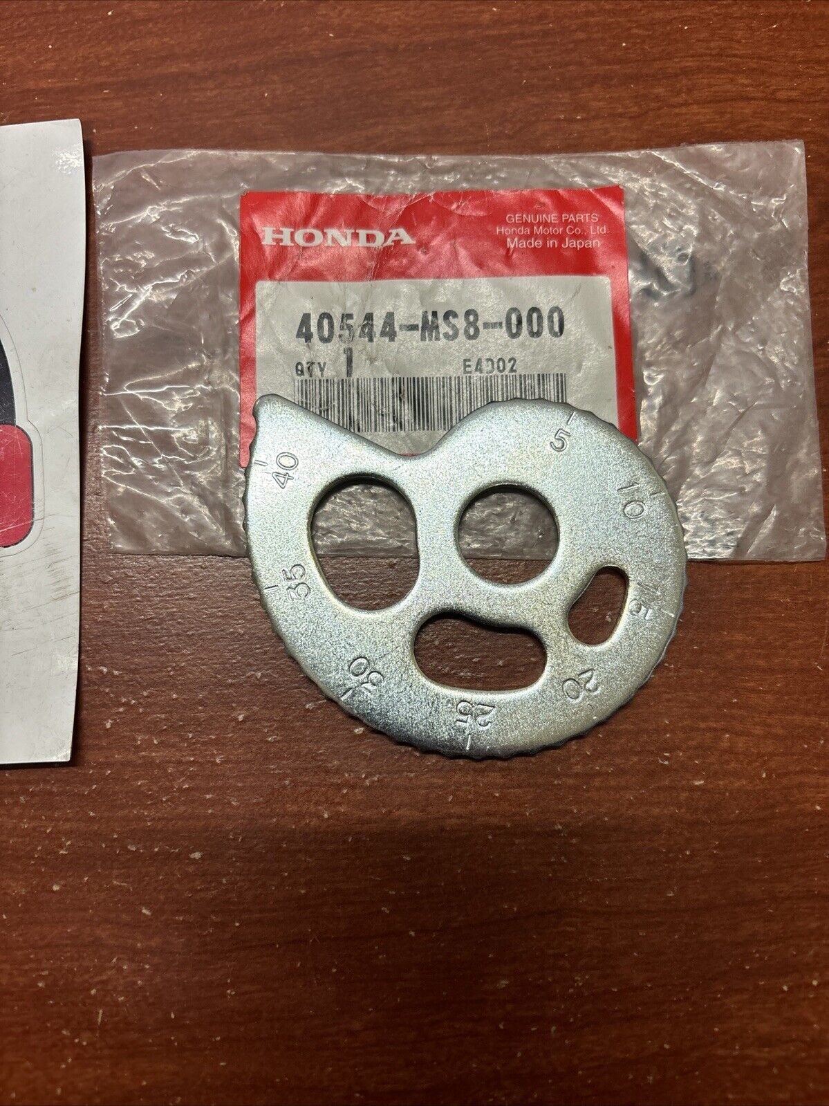 NOS Honda CRM250R XL250R XL350R XL600 XR200R CHAIN ADJUSTER 40544-MS8-000 H177