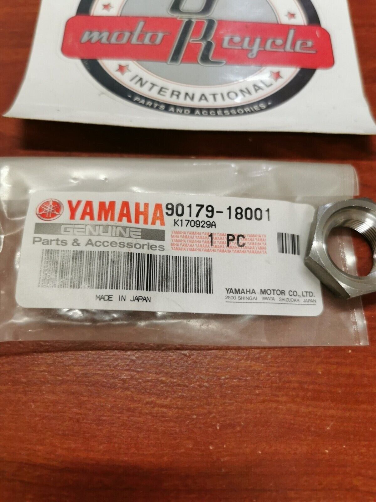 NOS Yamaha YZ250 WR250 YZ125 NUT 90179-18001-00 Y84