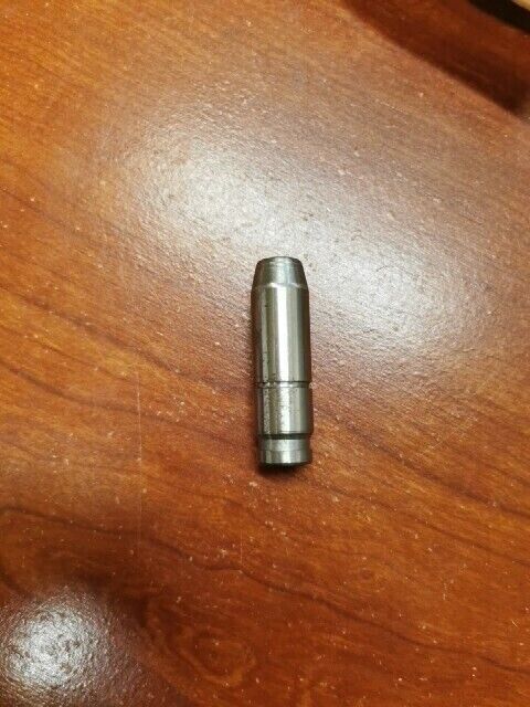 NOS Honda CB360 CL360 INLET VALVE GUIDE 12205-362-305 SUB. 12205-362-405 H93