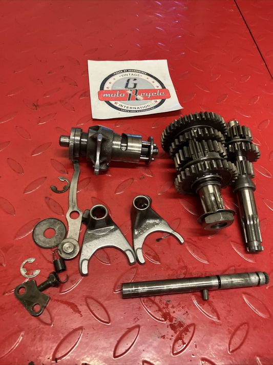 Yamaha U7E 1972 V70 transmission main counter shaft axle gear forks shift drum