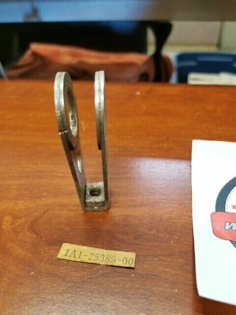 NOS Yamaha R3 R5 DS7 RD250 CHAIN PULLER 168-25388-00-00 SUB 1A1-25389-00-00 Y130