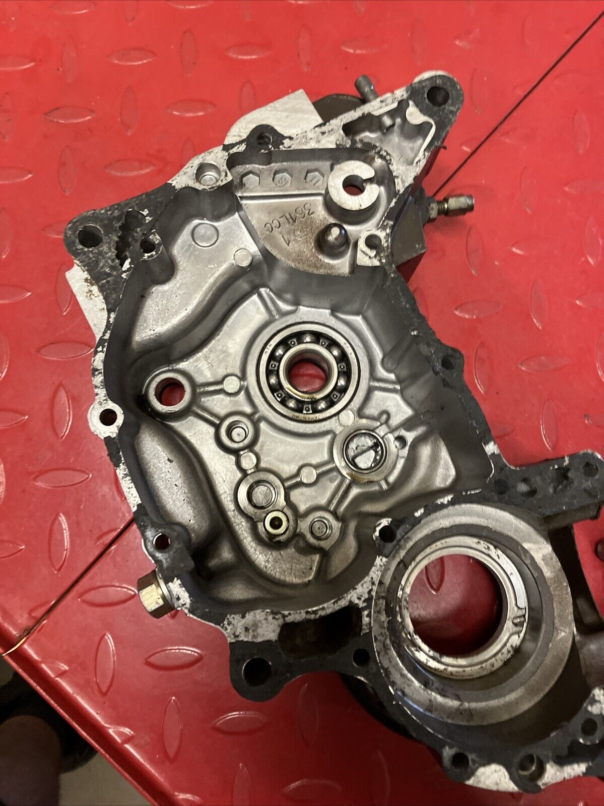 Honda MT125 1975 Left right crankcase set 1974