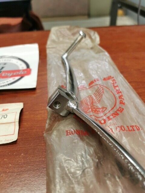NOS Honda S90 CL90 GEARSHIFT PEDAL LEVER ARM 24700-028-670 SUB 24700-111-970 H75