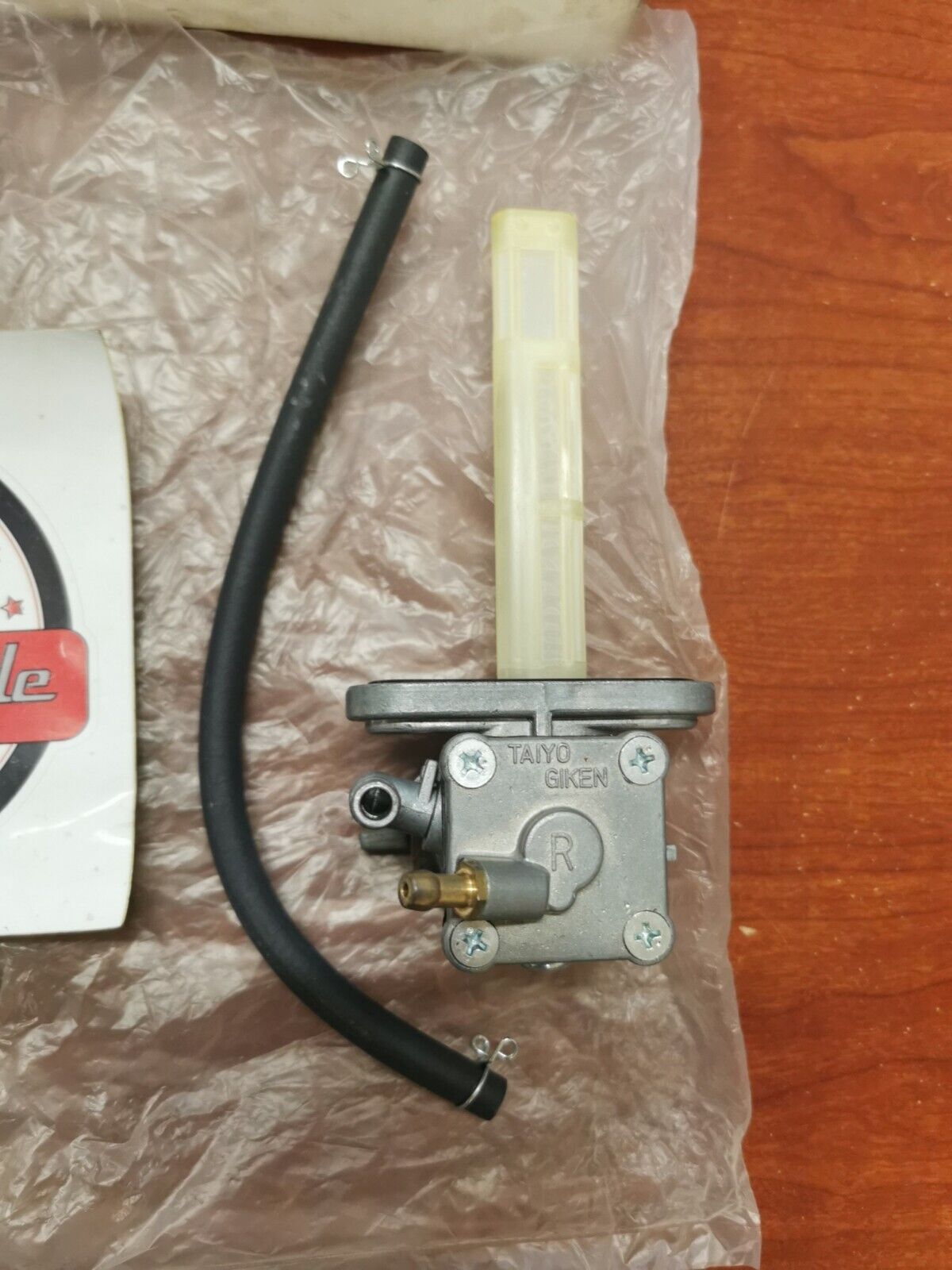 NOS Yamaha XS750 XS850 XS1100 FUEL COCK ASSEMBLY 2 2G2-24510-05-00 Y87