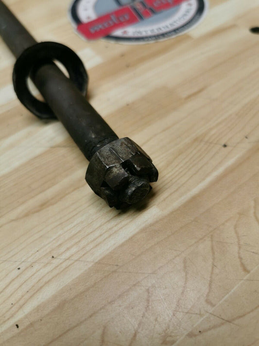 Yamaha DT200 1985 front wheel axle bolt