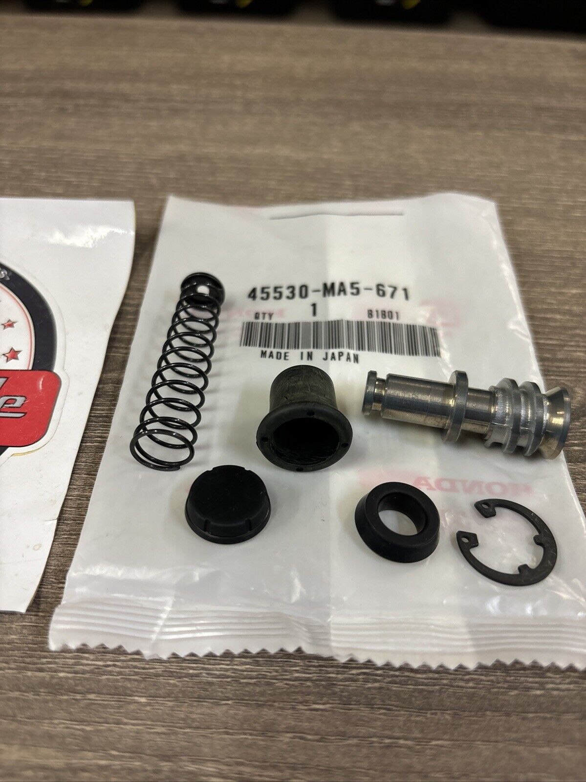 NOS Honda CB1100 CB400N CB750 CBR1000F MASTER CYLINDER KIT 45530-MA5-671 H159