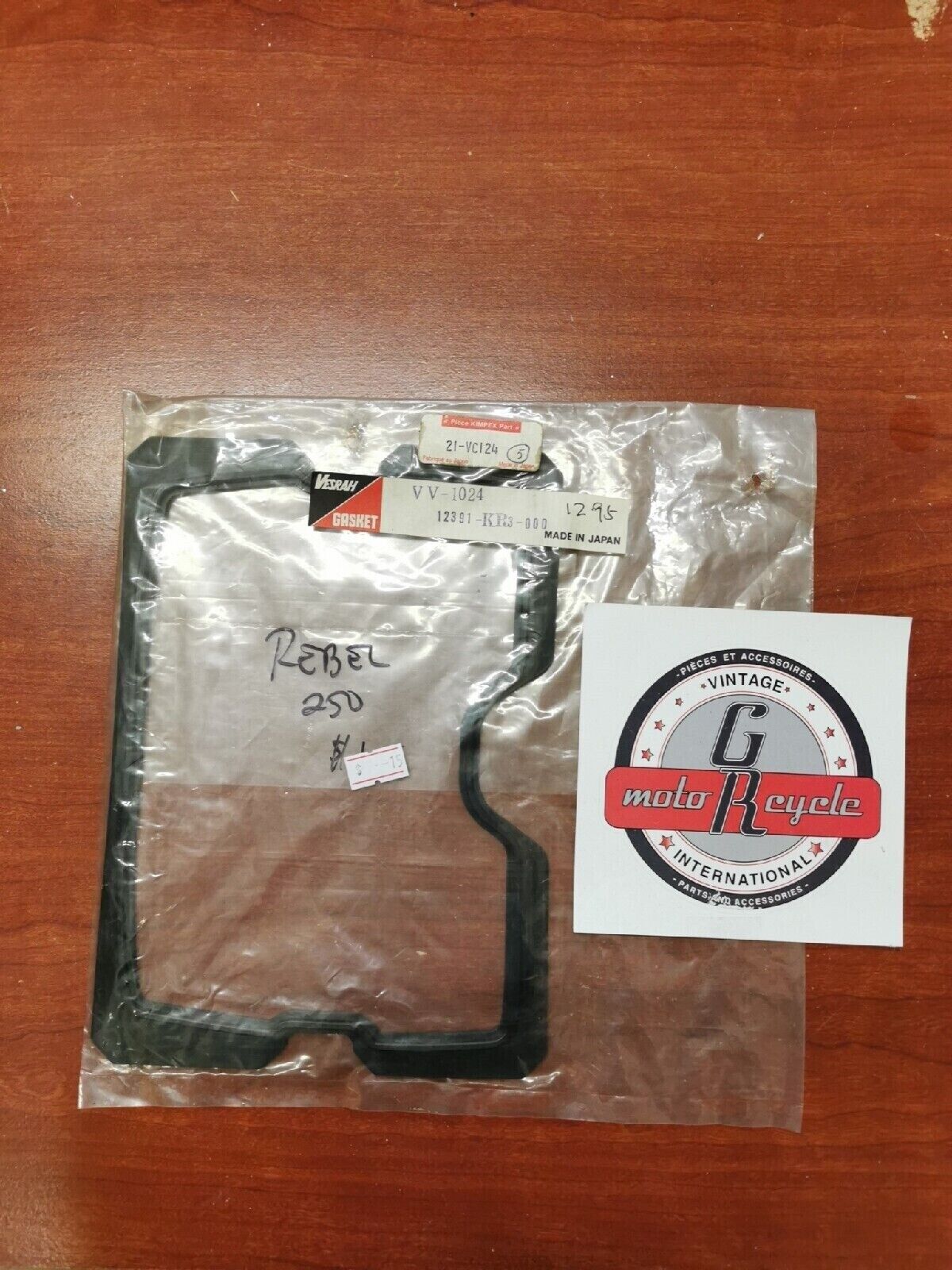NOS Honda 85-96 CA250 85-87 CMX250 CYLINDER HEAD COVER GASKET 12391-KR3-000 H37 