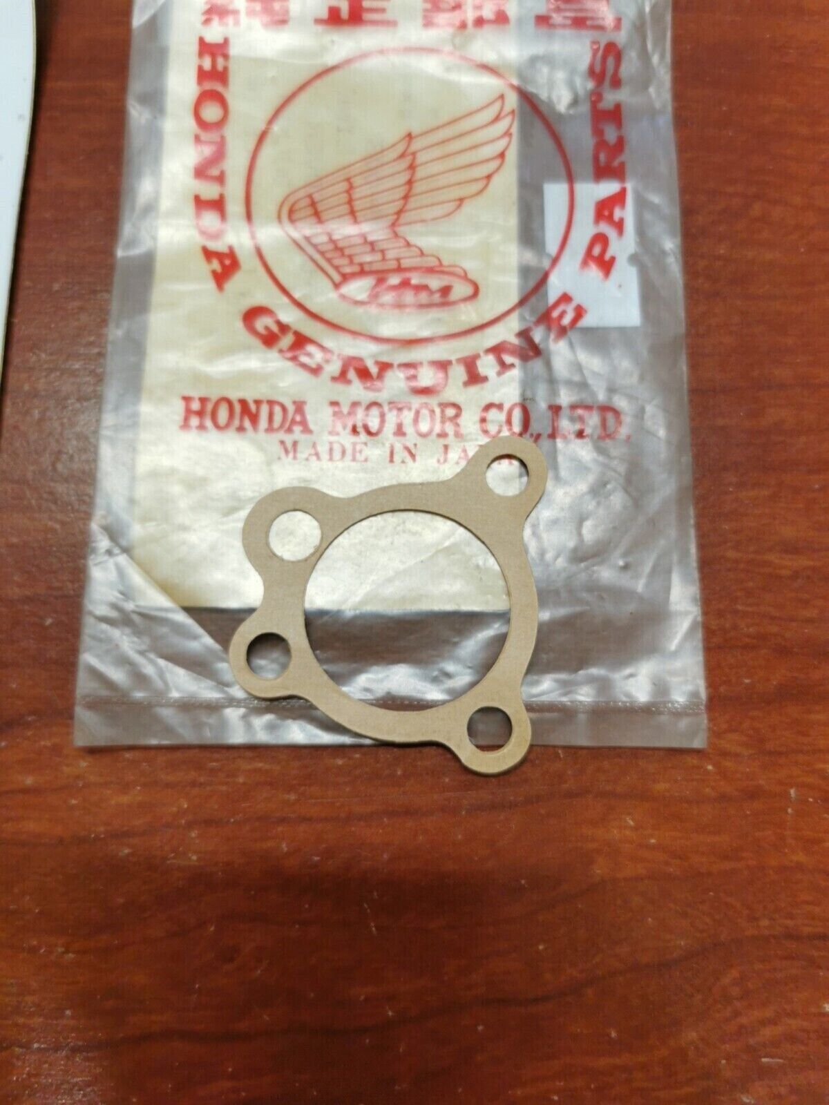 NEW NOS Honda CT70 Z50R ATC70 TRX70 C70 OIL PUMP COVER GASKET 15329-035-003 H67
