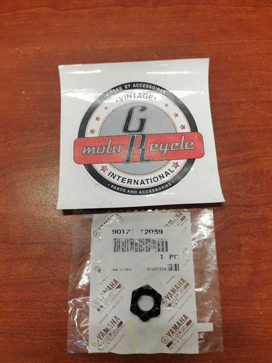 NOS Yamaha YFM7 YXR66 YXR45 YF60 YFM80 YFM100 YT60 CASTLE NUT 90171-12039-00 Y81