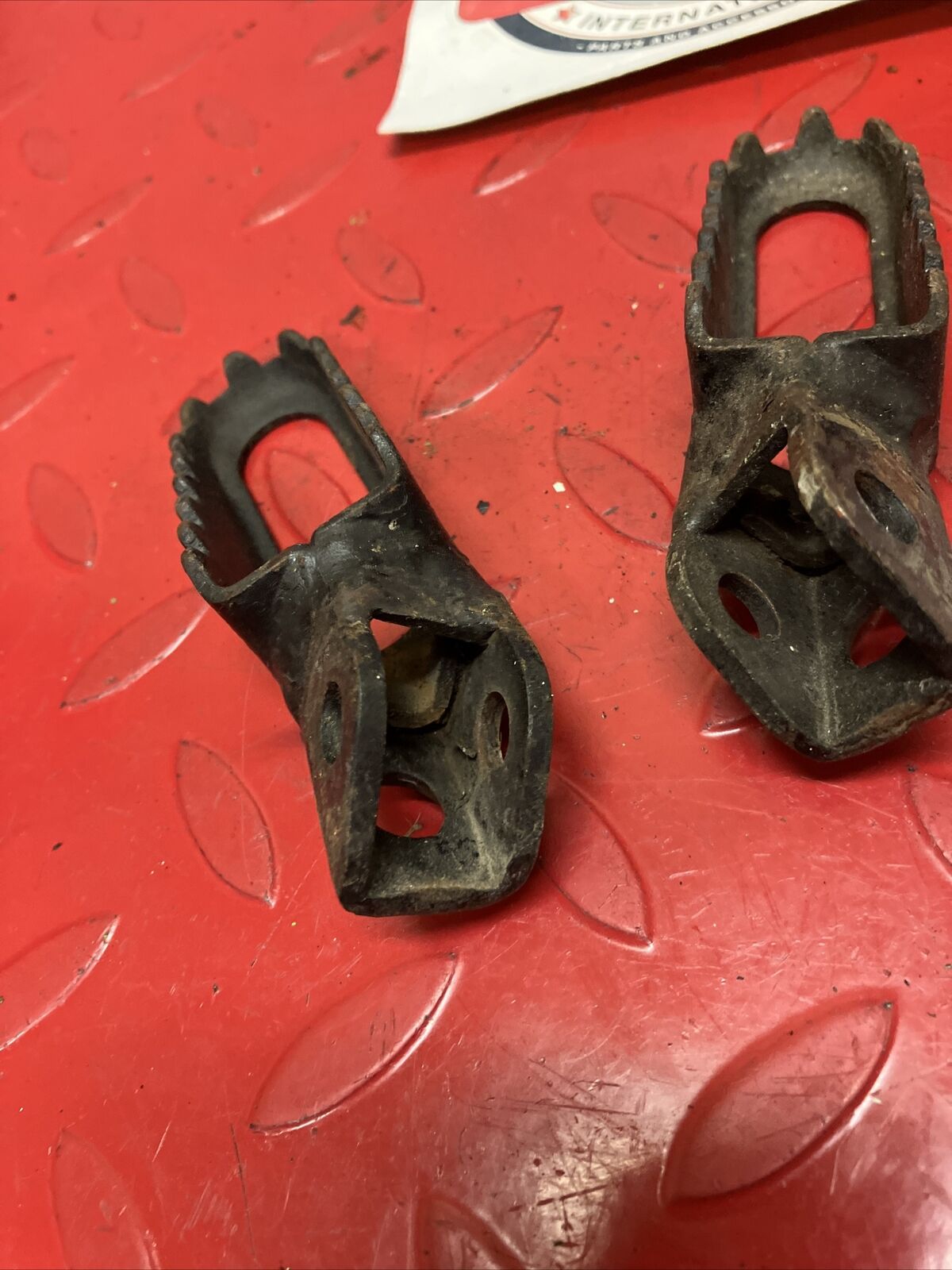 Kawasaki KDX80 1987 Left Right footrest footpeg foot rest peg step KX60 KX80