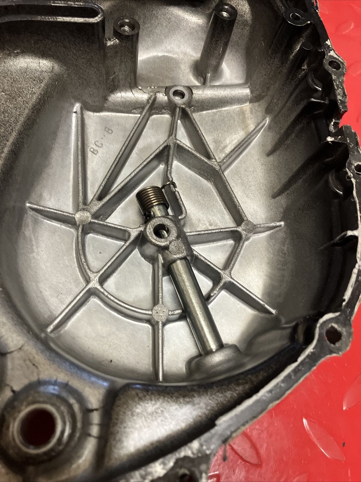 Honda XL250R 1982 Right crankcase clutch cover 1983 XR250R 1981 1982