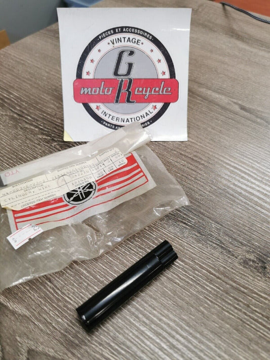 NOS YAMAHA CYLINDER WIRE 214-26261-00-00 SUB 214-26261-01-00 Y56