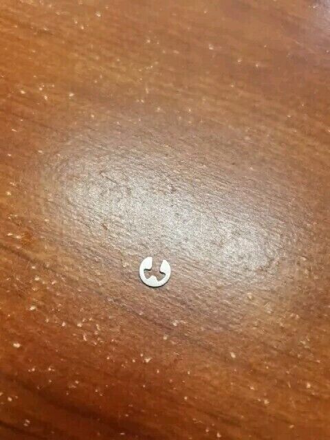 NOS Yamaha F9.9 RD125 RD200 SR125 T9.9 NEEDLE CLIP 389-14137-00-00 Y144