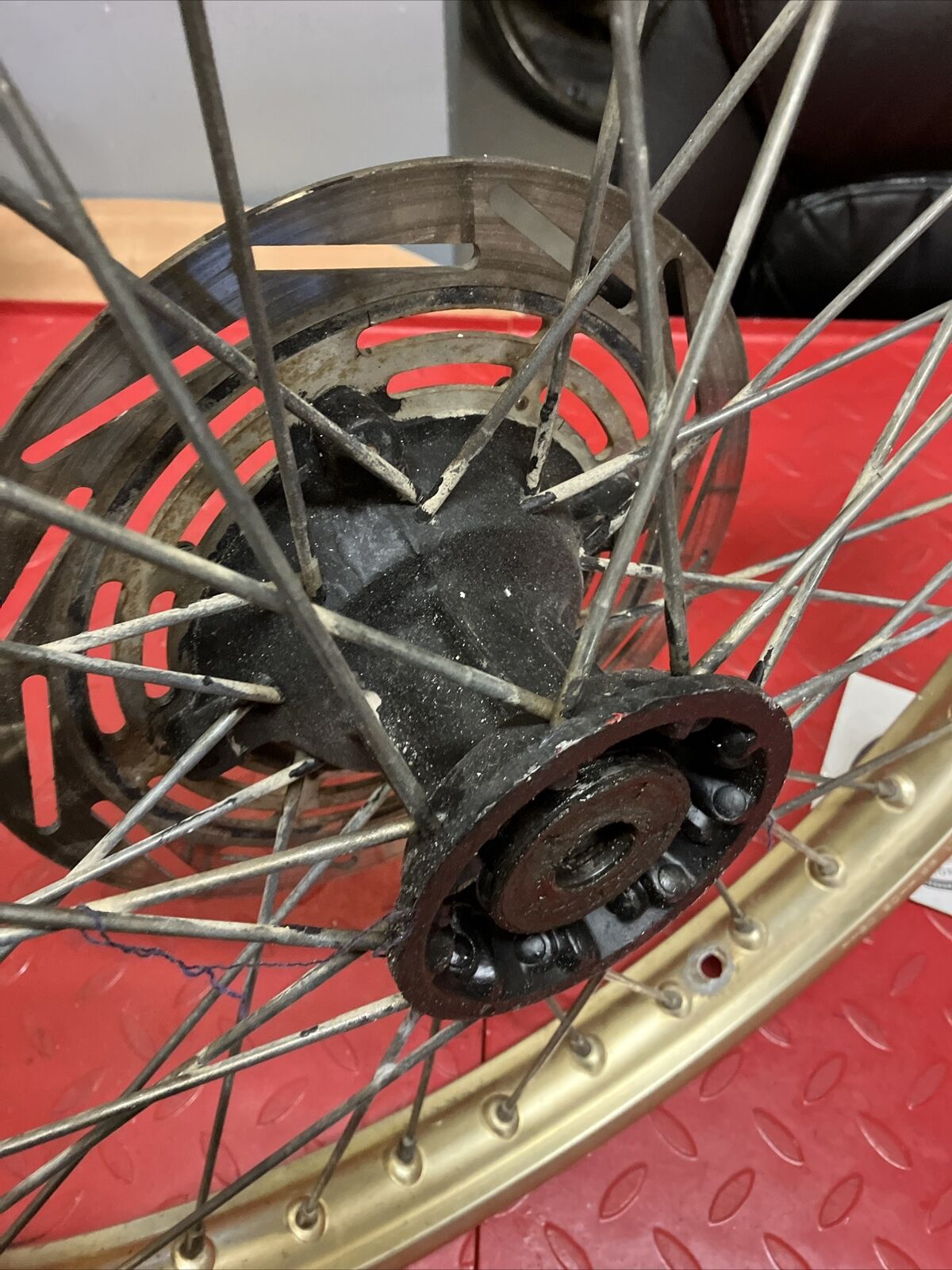 Honda CR125R 1987 Front wheel hub rim CR250R CR500R 1986