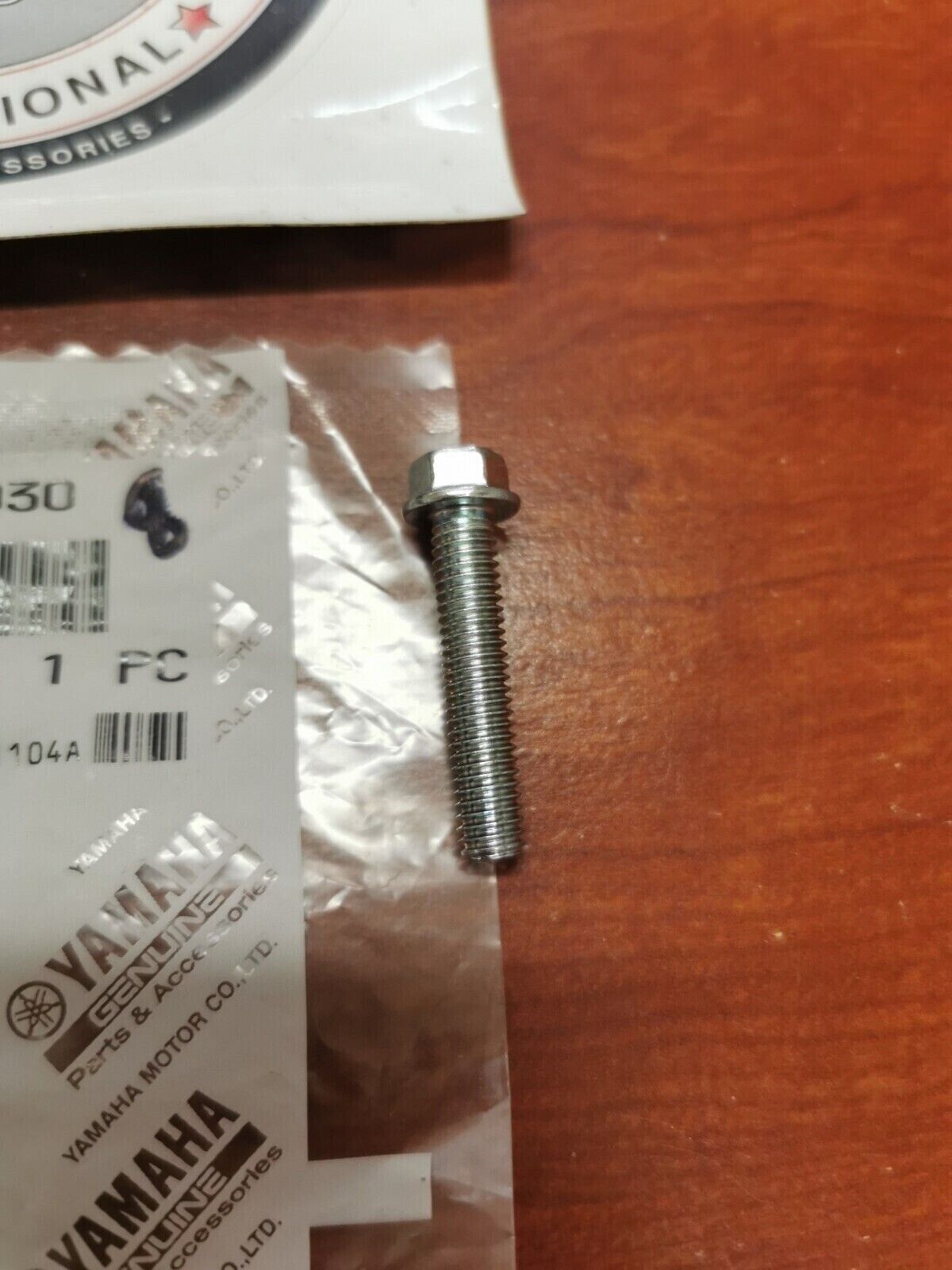 NOS Yamaha YXE85 YXM70 YFM35 YXC70 FLANGE BOLT 95022-06030-00 Y83