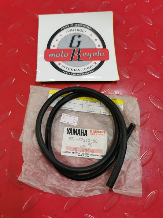 NOS YAMAHA  TRIM UPPER 87F-77213-00-00 SUPERCEDED 87K-77213-00-00 Y31
