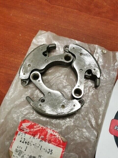NOS Honda TR200 TRX200 CLUTCH WEIGHT 22460-HF1-305 SUB 22535-HM8-305 SUB 22 H104