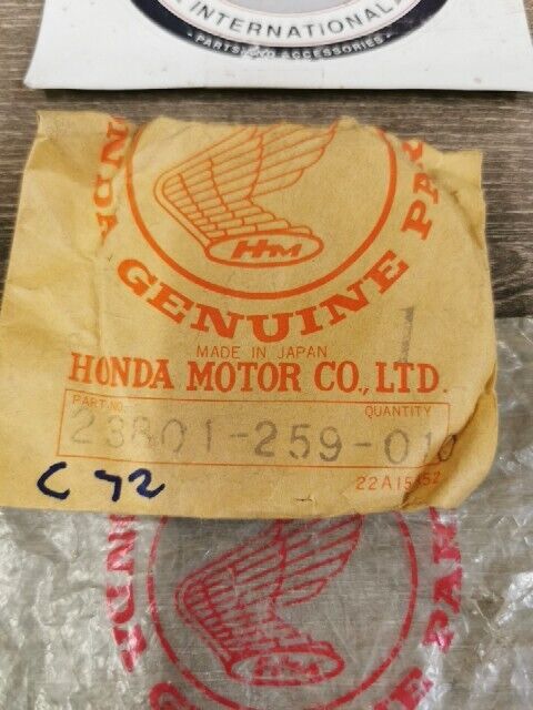 NOS HONDA CA72 SPROCKET DRIVE 14T 23801-259-010 H79
