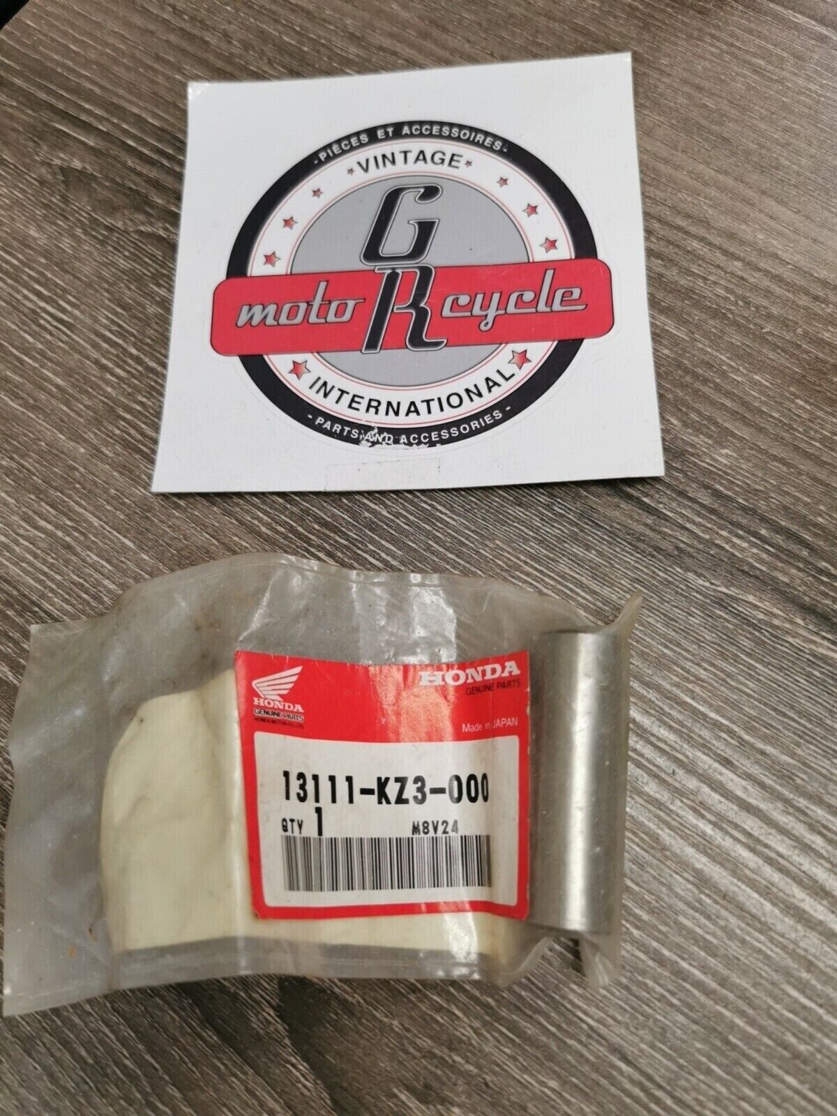 NOS HONDA PIN PISTON 13111-KZ3-000 H54