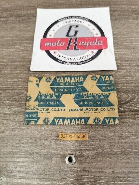 NOS YAMAHA R3 HT1BM DT1CMX DT1S AT1M DS6B DT1B NUT SLOTTED 92802-06500-00 Y151