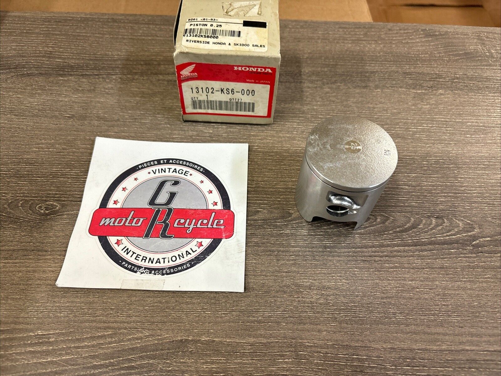NOS Honda 1986 CR125R PISTON O/S 0.25 13102-KS6-000 H137