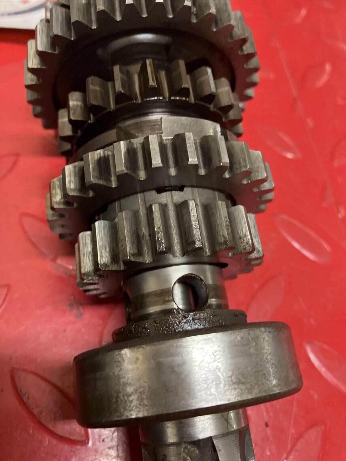 Suzuki TC125 1972 transmission shaft gear gearshift drum cam forks