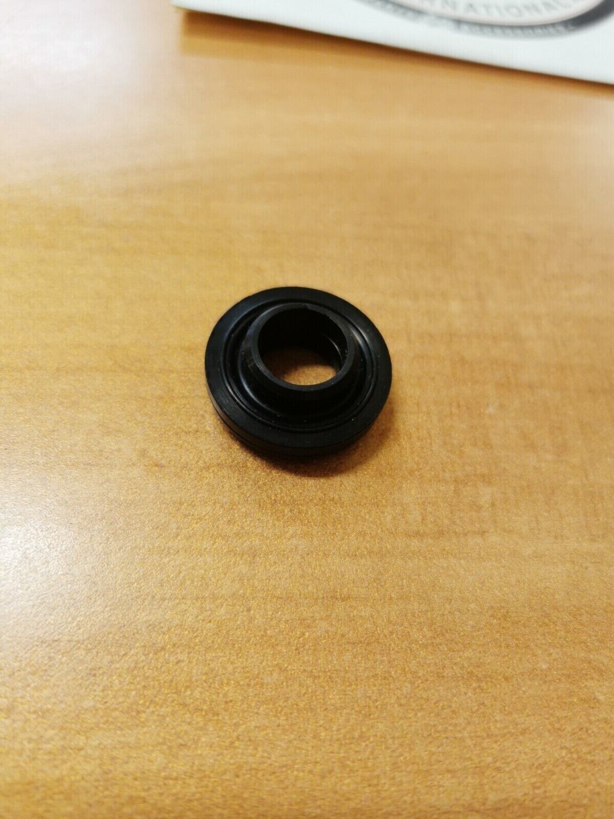 NOS Honda GL1500 VT600 VT750 MOUNTING RUBBER 90542-MB0-000 H27