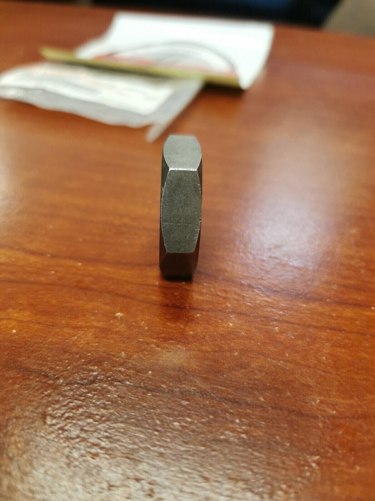 NOS Yamaha R5 TD2 XS500 TZ250 XS360 XT500 DT250 YZ360 NUT 90179-18020-00 Y84