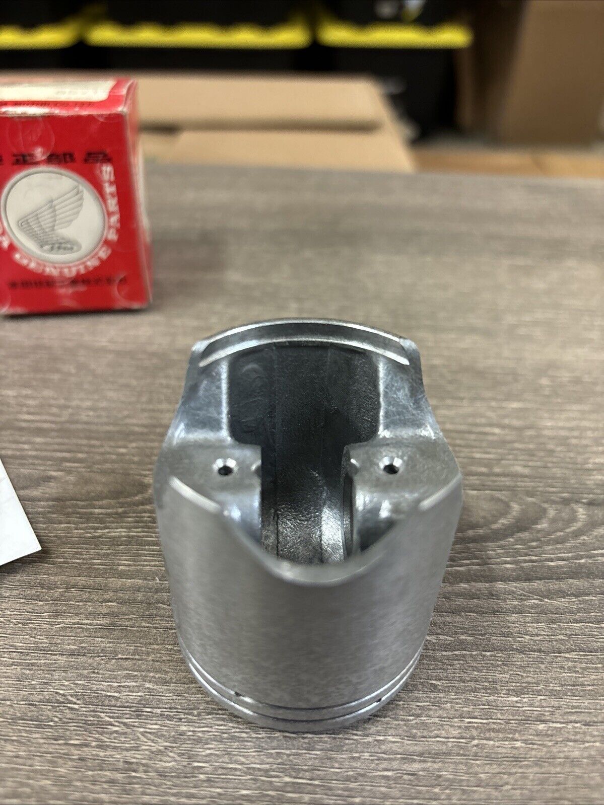 NOS Honda 1985 CR80R PISTON O/S 0.25 13102-GC4-671 H137