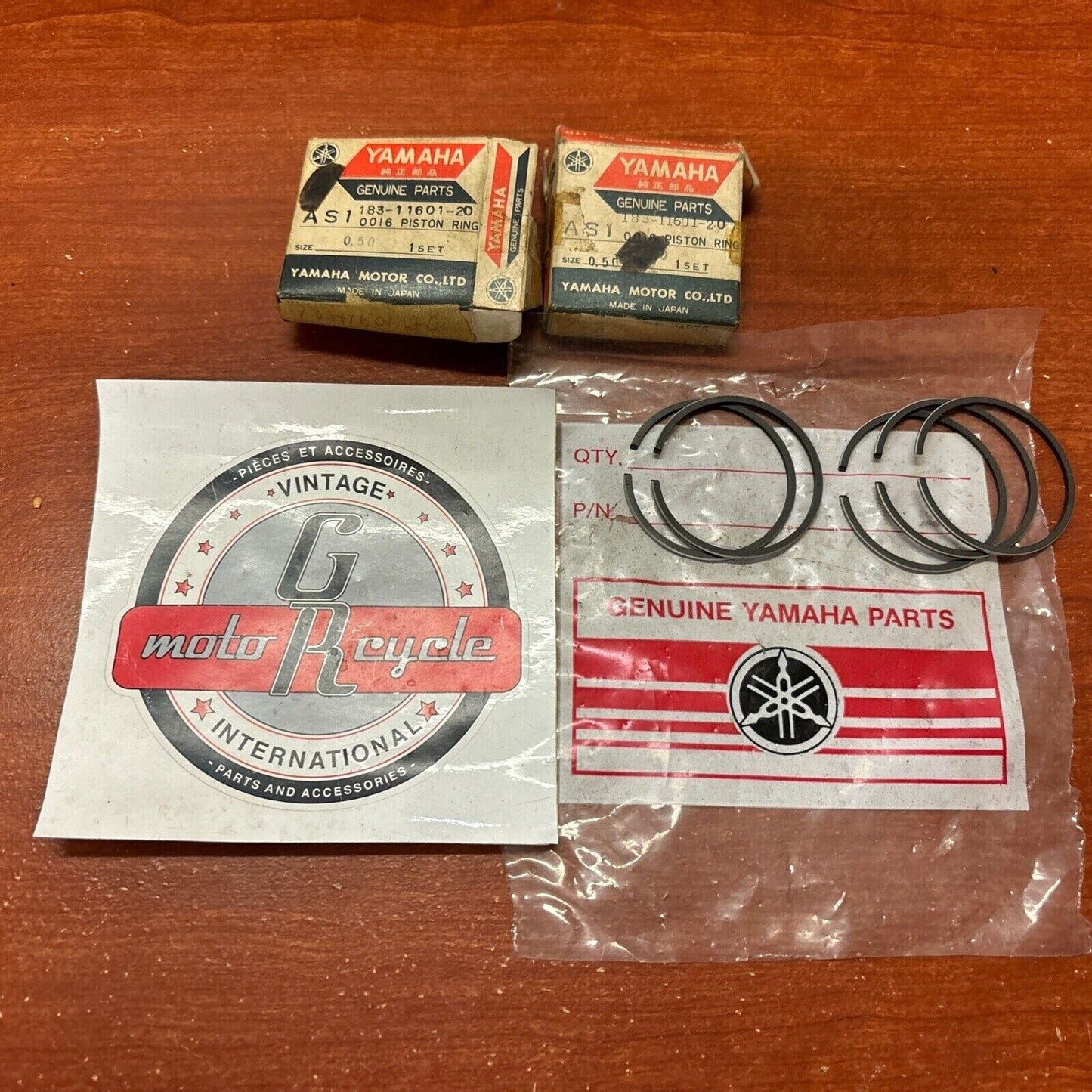 NOS Yamaha 1968 YAS1C PISTON RING O/S 0.50 183-11601-20-00 Y174