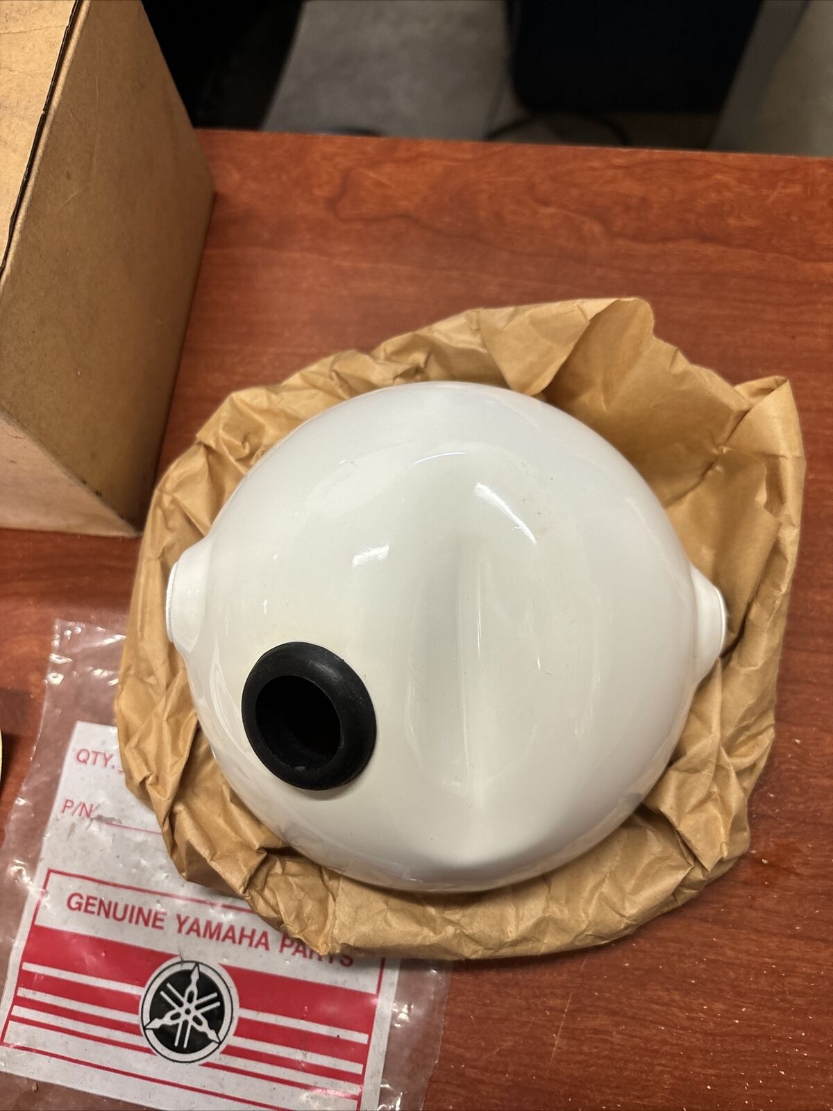 NOS Yamaha HEAD LAMP BODY 434-84130-60-36 SUB 434-84130-61-36 539-84130-00- Y171