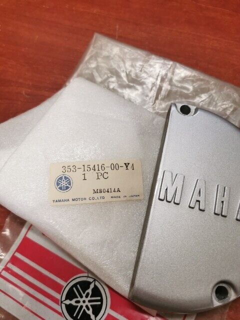 NOS Yamaha 1979 RD50M OIL PUMP COVER 353-15416-00-Y4 SUB 353-15416-00-00 Y153